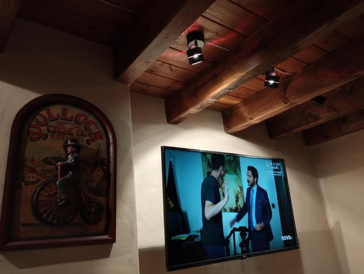 Esqui, Aigueestortes Y Boi-Tauell A Tus Pies En Ebrehogar Pla de l'Ermita Extérieur photo